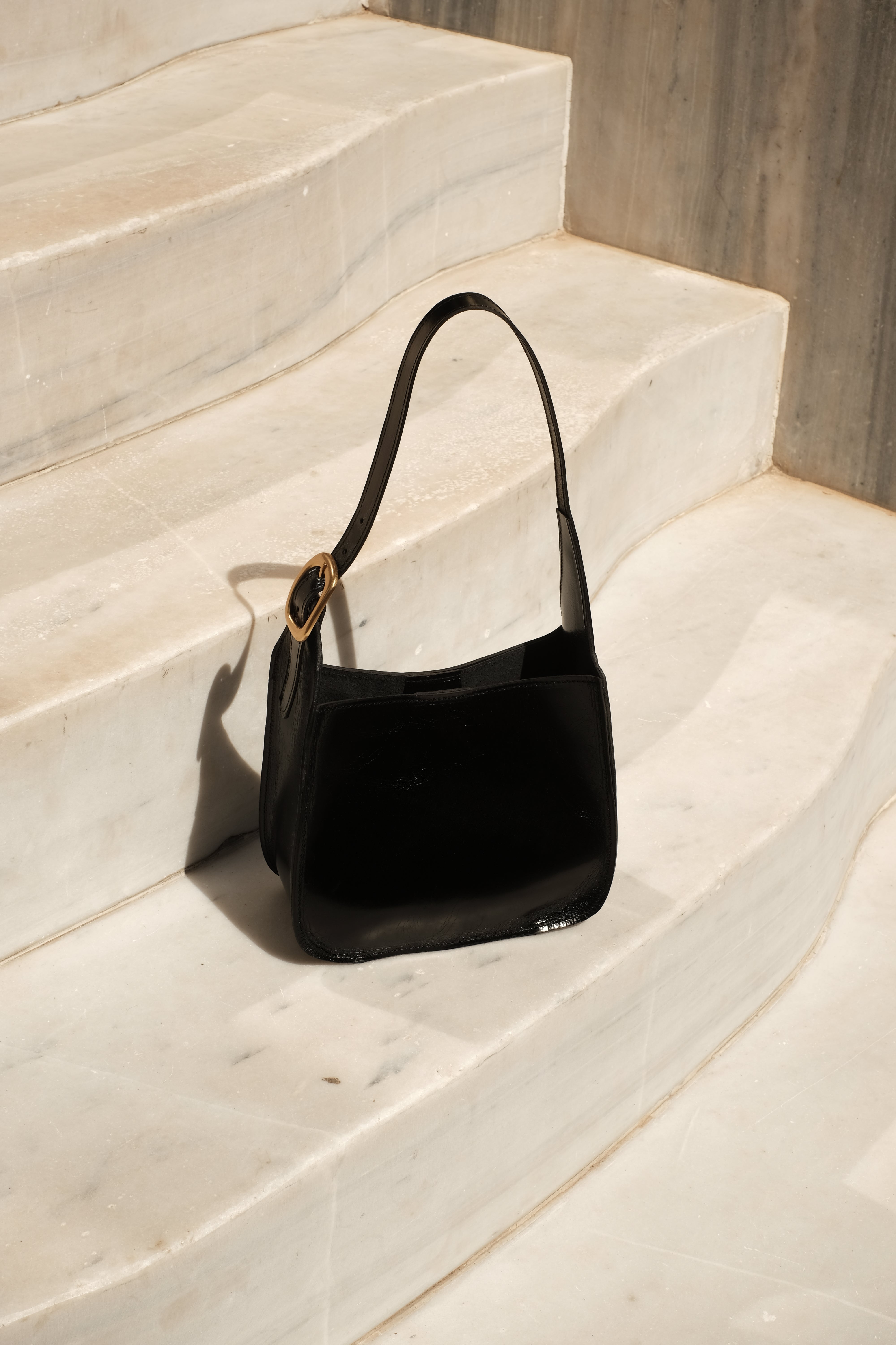 Nefeli black