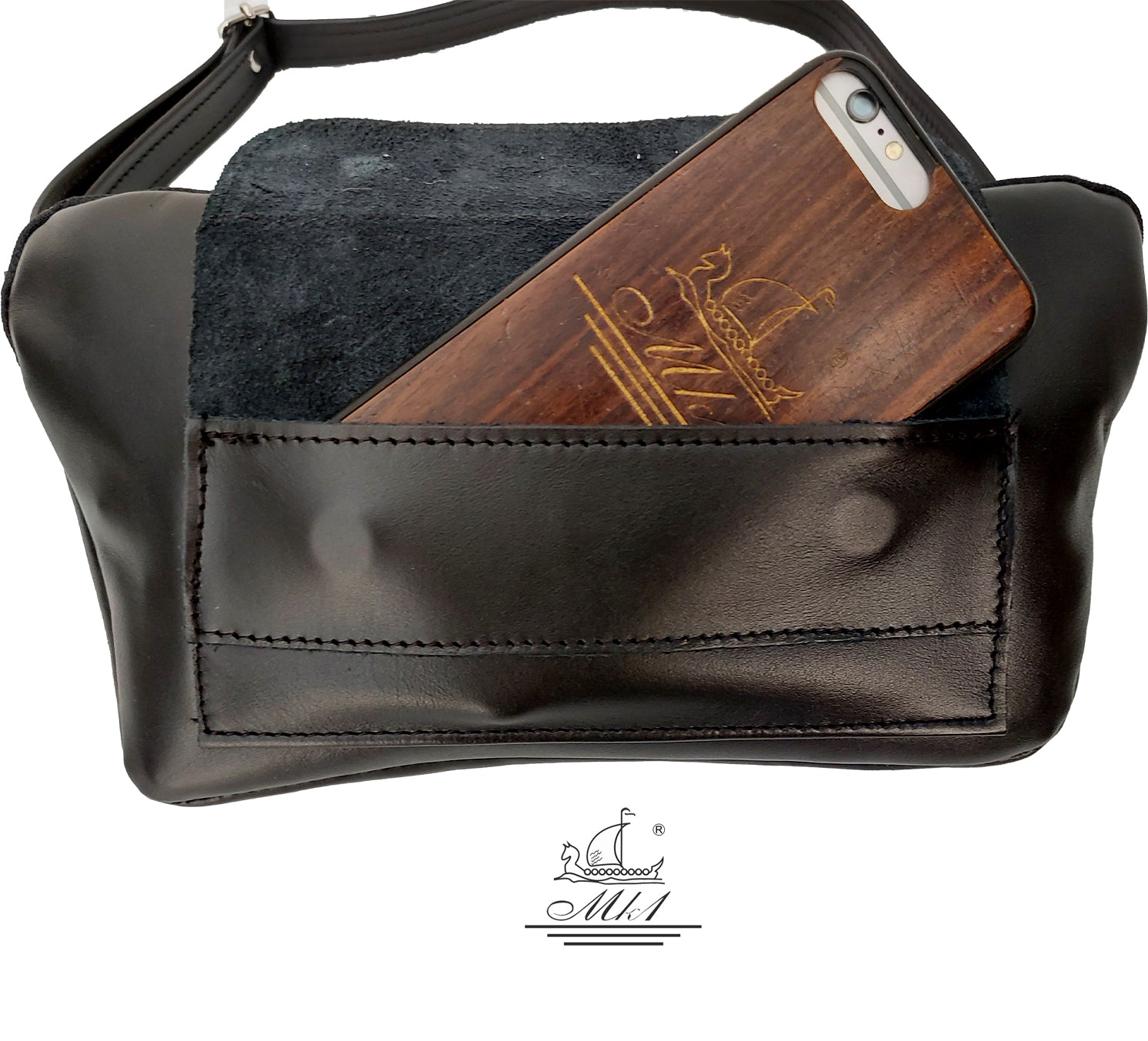 Leather handcrafted waist bag. mp2