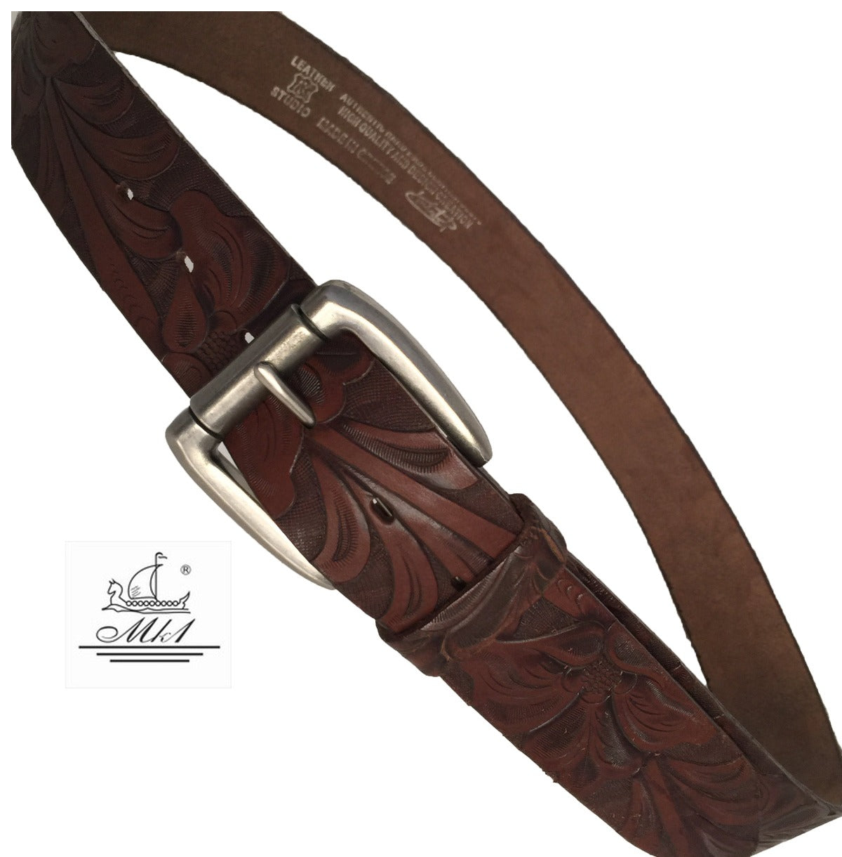 22/40k-ll Hand made leather belt, 4 cm width, and roll buckle.