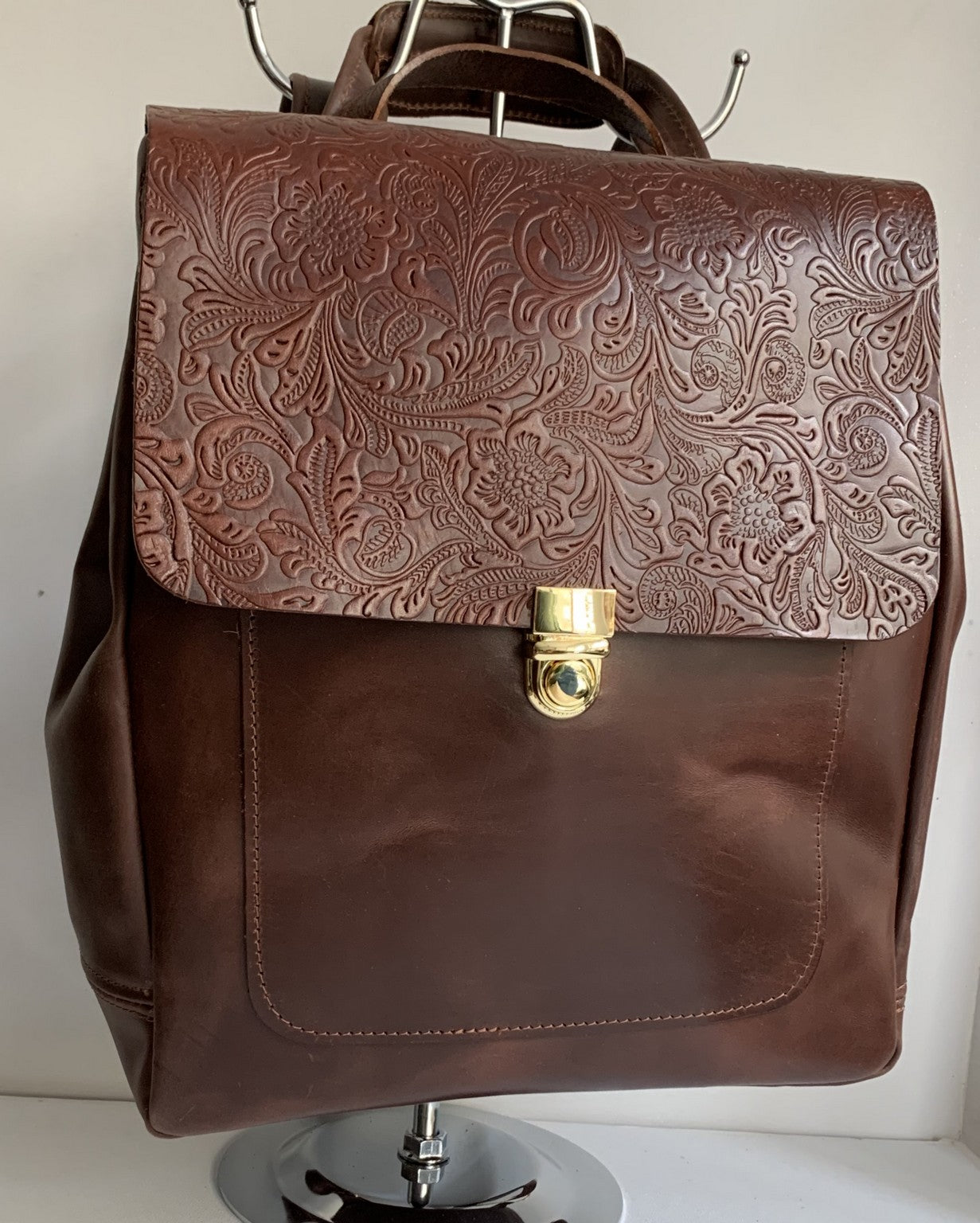 Iro - Pullup Brown leather backpack with snake design WT/283GK