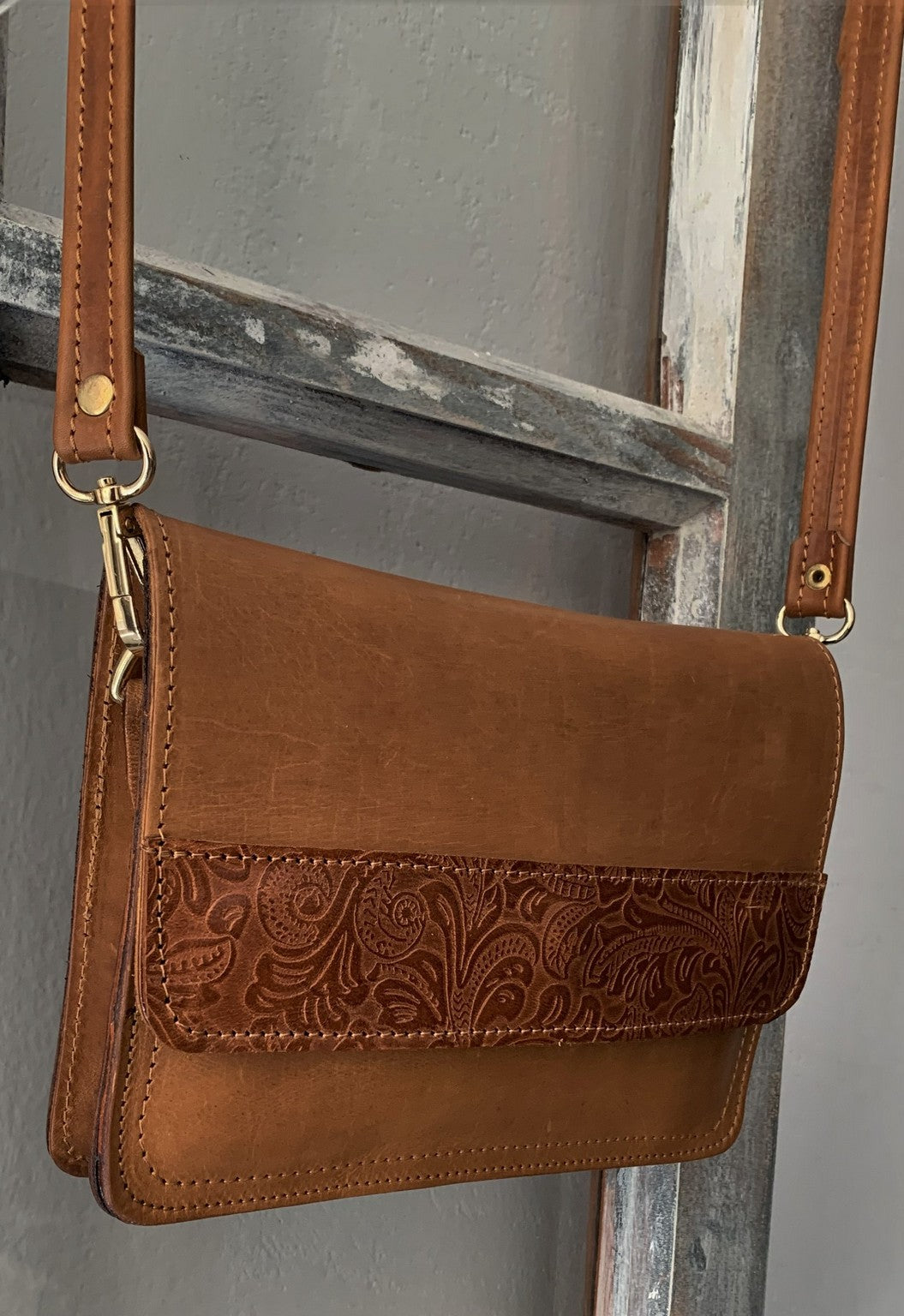 "Iakinthos" - small crossbody bag handcrafted from natural light brown leather with flower design WT/52FLK