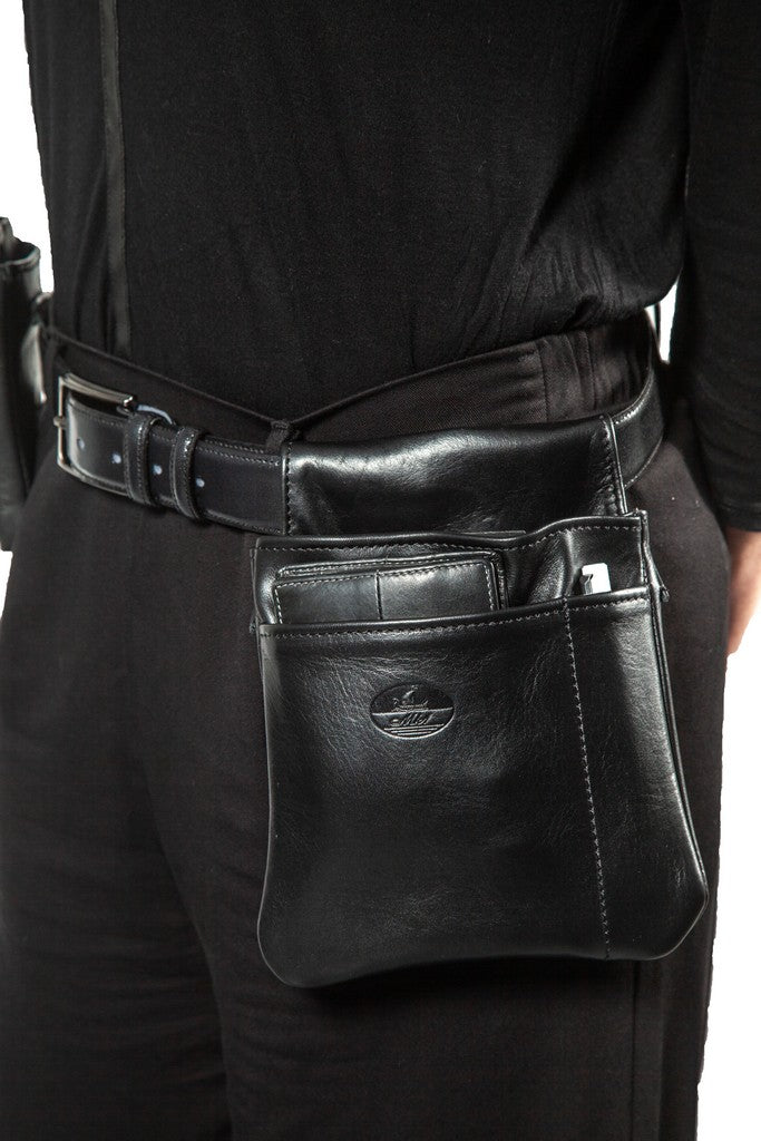 Waiter bag in soft black leather WB/5