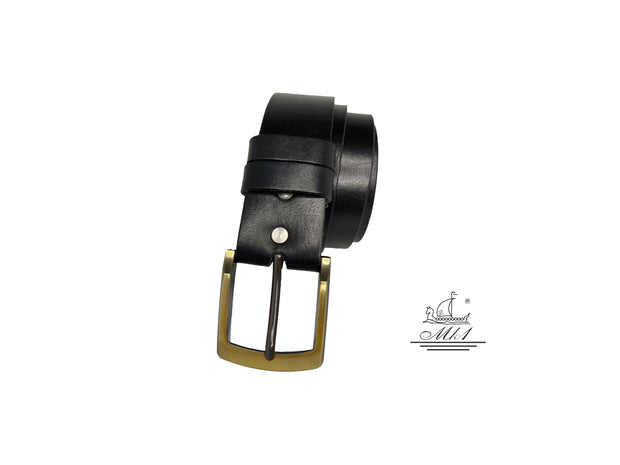 BR100/40B Handmade casual leather belt in black colour.