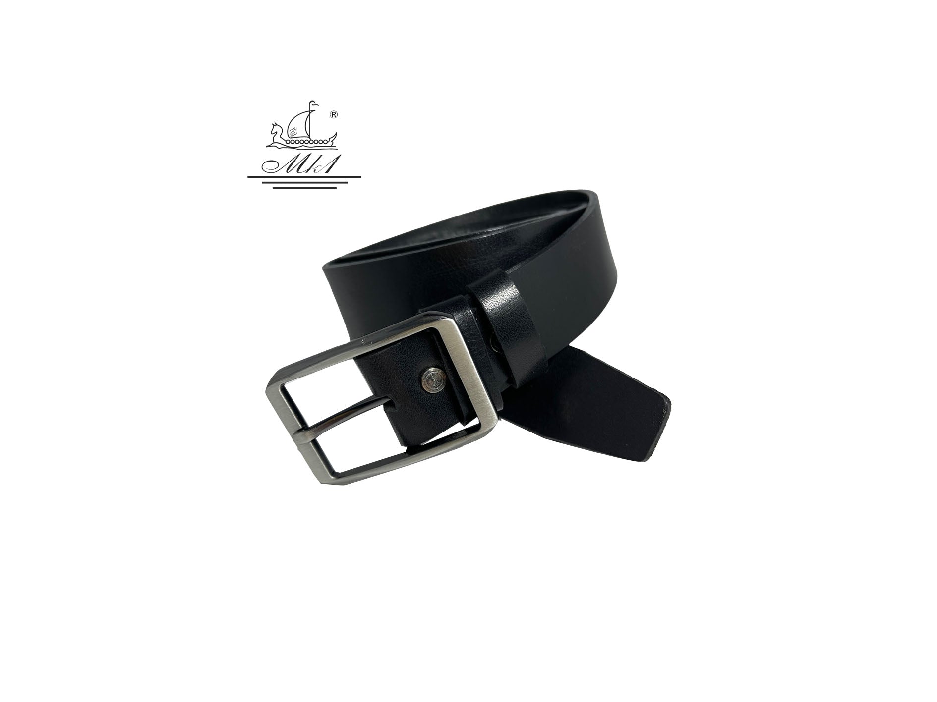 Unisex 3,5cm wide belt handcrafted from black leather. A001/35B