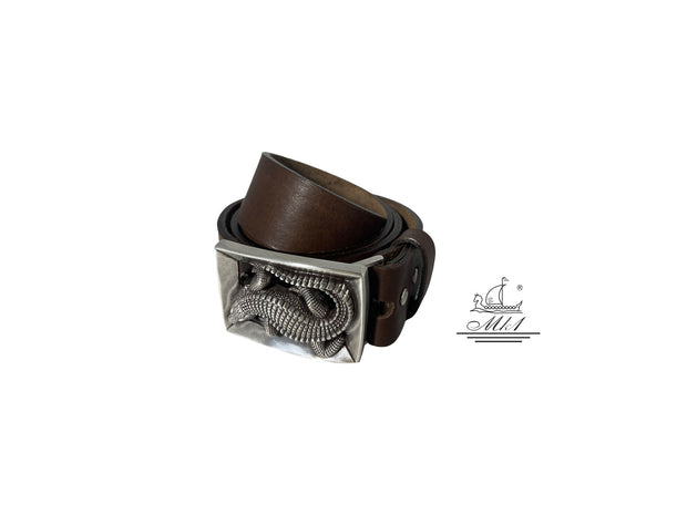 Unisex 4cm wide belt handcrafted from brown leather. 100976/40BR