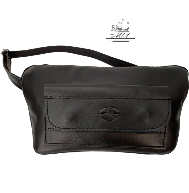 Leather handcrafted waist bag. mp2