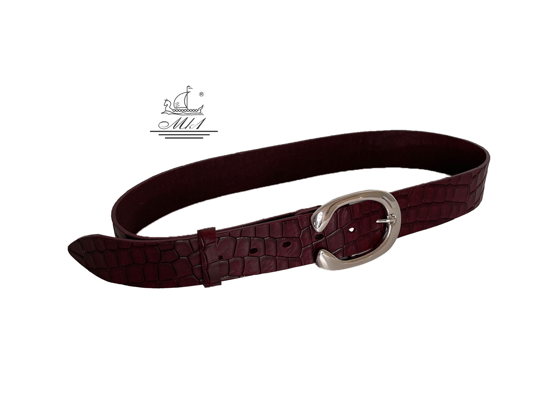 Unisex 4cm wide belt handcrafted from burgundy leather with croco design. 101294/40BG/KR