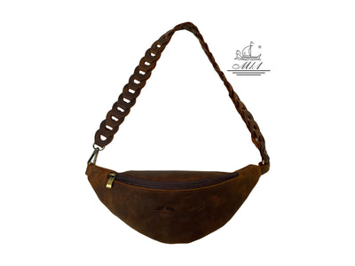 Leather handcrafted waist bag. mp1-alb8