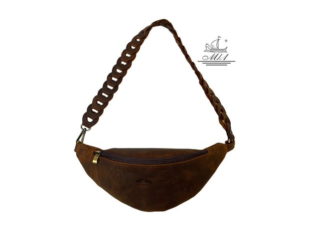 Leather handcrafted waist bag. mp1-alb8