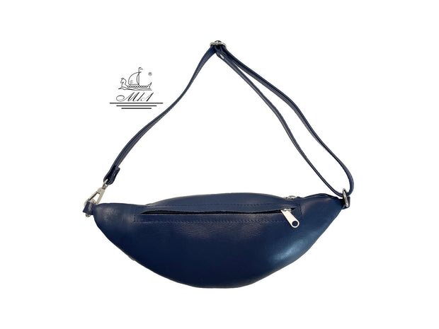Leather handcrafted waist bag. mp1-b