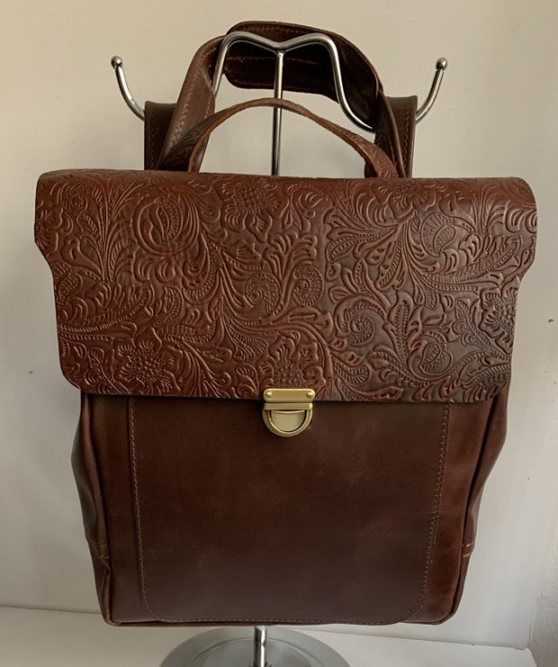 Elektra - Pullup brown leather backpack with snake design WT/283K