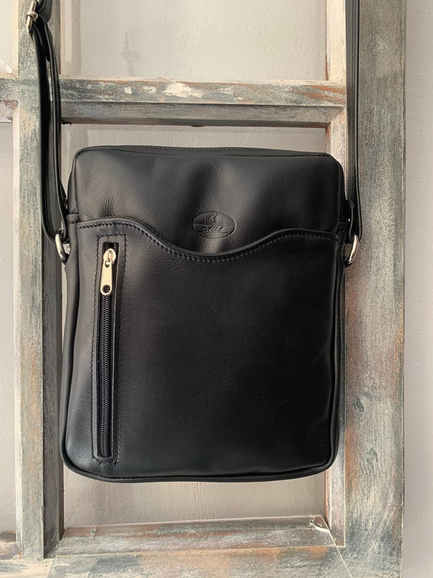 "Iason" - midsize men's crossbody bag handcrafted from soft black leather WT/AN2M