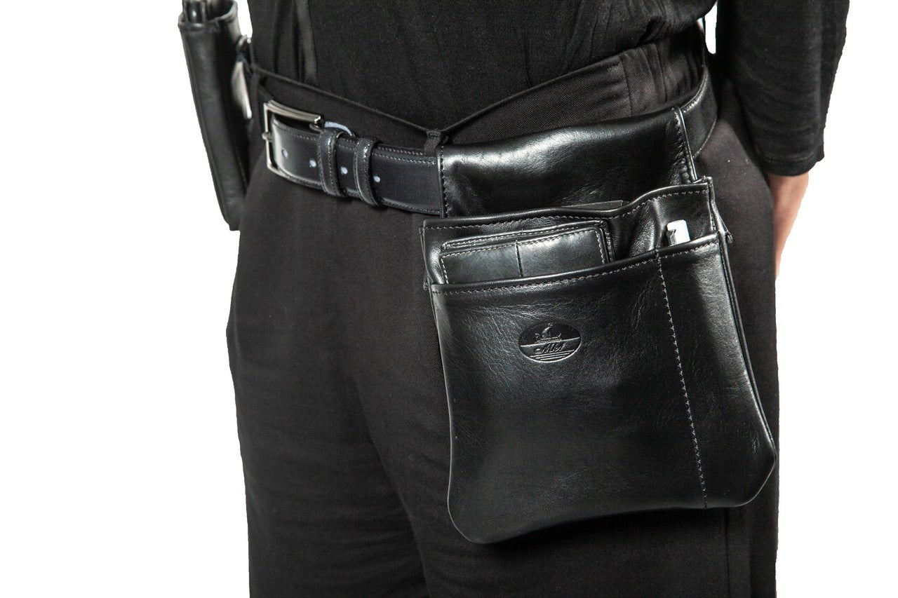 Waiter bag in soft black leather WB/5
