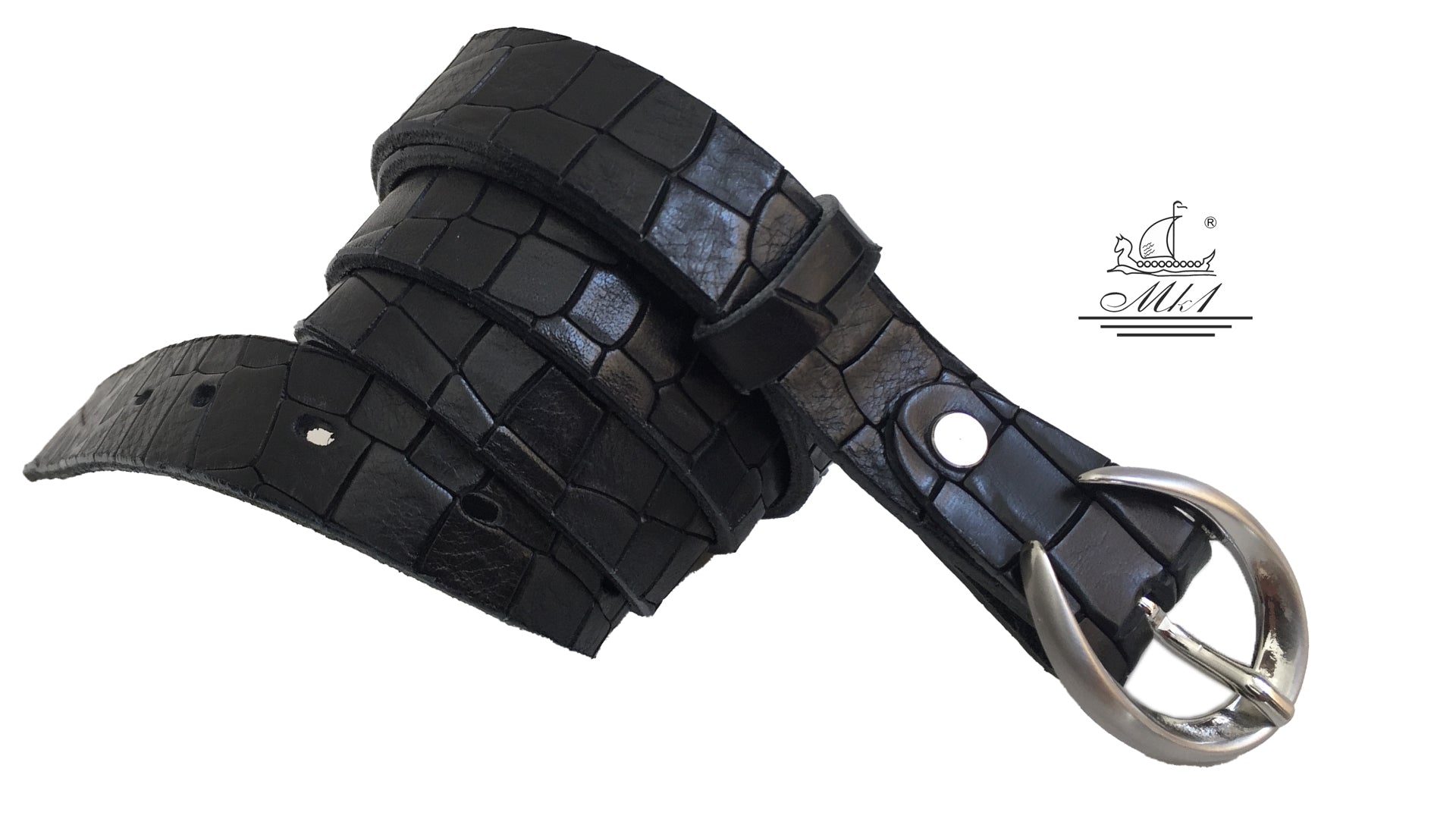 Women's thin belt handcrafted from black natural leather with croco design 101589/25Nm-kr